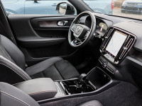 Volvo XC40 Plus AWD Recharge Pure - SUV/Off-road - Schwarz - Gebrauchtwagen - Bild 3