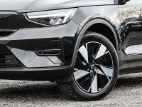 Volvo XC40 Plus AWD Recharge Pure - SUV/Off-road - Schwarz - Gebrauchtwagen - Bild 6