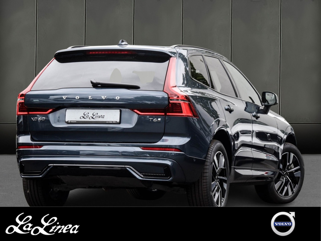 Volvo XC60 T6 AWD - SUV/Off-road - Blau - Gebrauchtwagen - Bild 2