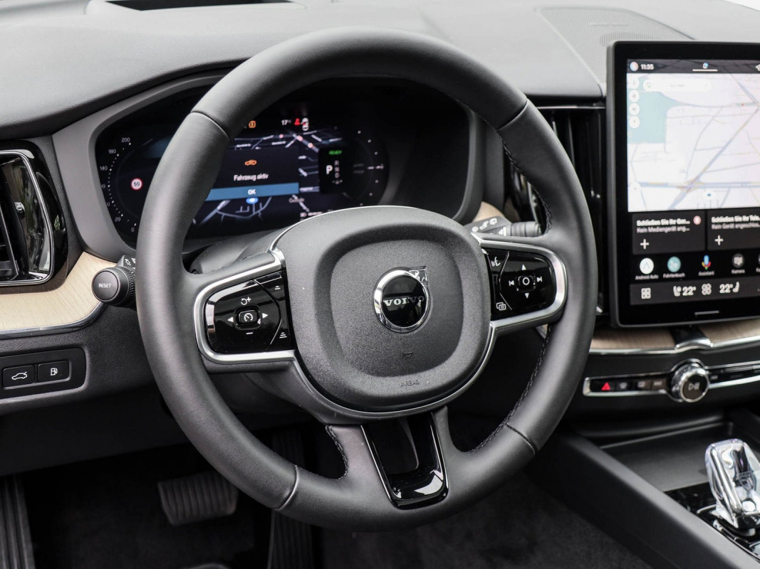 Volvo XC60 T6 AWD - SUV/Off-road - Blau - Gebrauchtwagen - Bild 10
