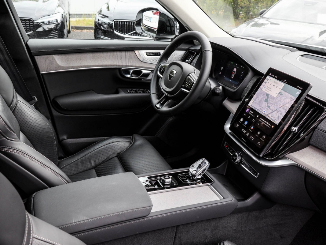 Volvo XC90 T8 AWD - SUV/Off-road - Weiss - Gebrauchtwagen - Bild 3