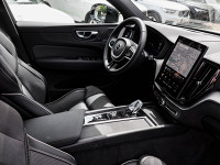 Volvo XC60 B5 AWD - SUV/Off-road - Weiss - Gebrauchtwagen - Bild 3