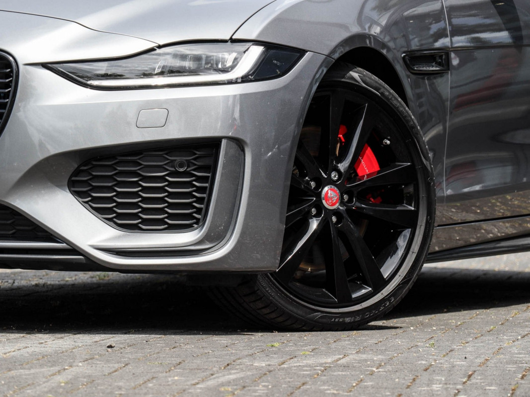 Jaguar XE - Limousine - Grau - Gebrauchtwagen - Bild 5