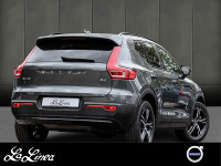 Volvo XC40 B4 - SUV/Off-road - Grau - Gebrauchtwagen - Bild 2