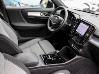 Volvo XC40 B4 - SUV/Off-road - Grau - Gebrauchtwagen - Bild 3
