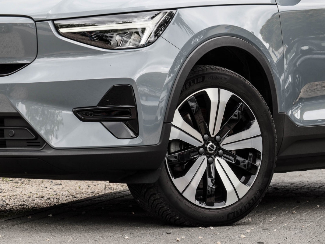 Volvo C40 Single Motor - SUV/Off-road - Grau - Gebrauchtwagen - Bild 6