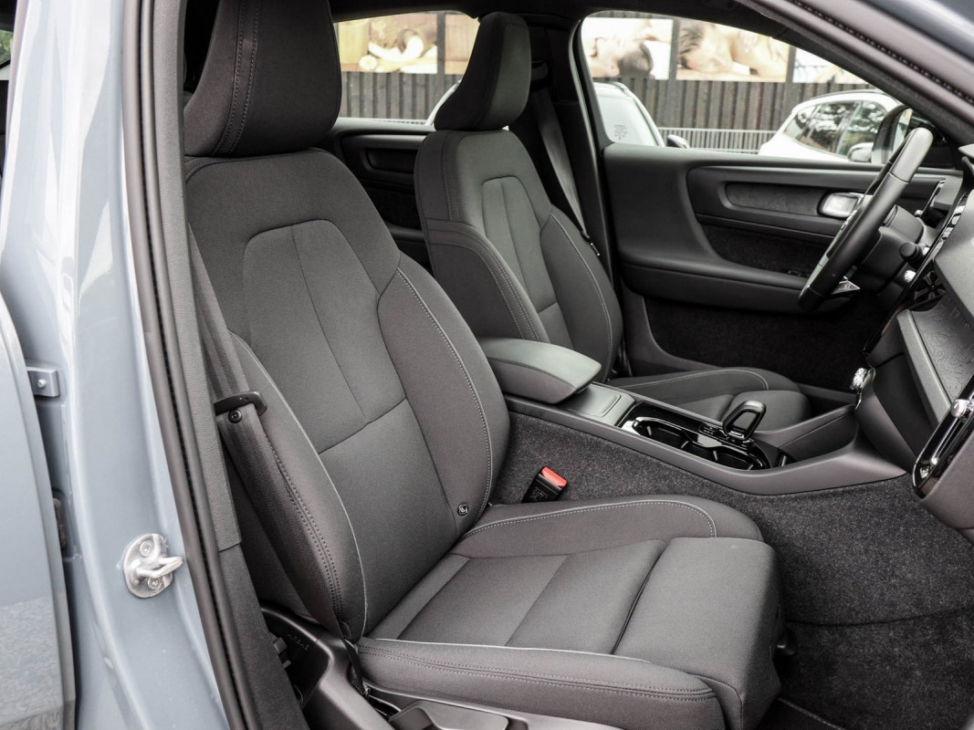 Volvo C40 Single Motor - SUV/Off-road - Grau - Gebrauchtwagen - Bild 7