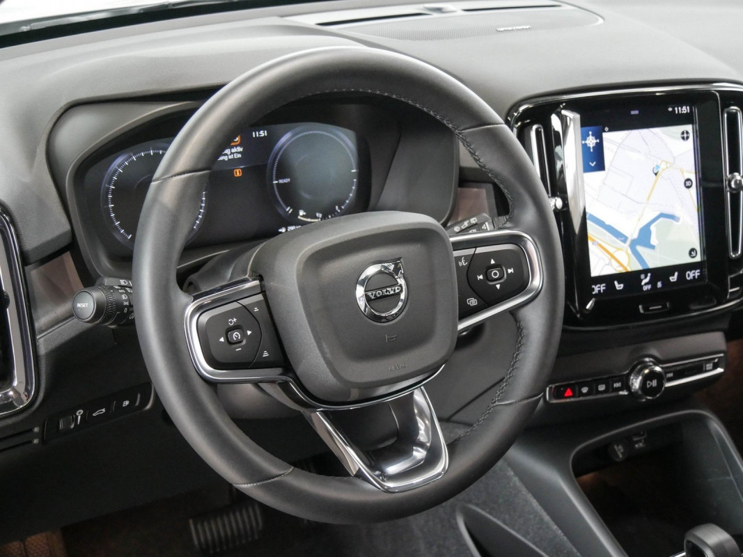 Volvo XC40 - SUV/Off-road - Weiss - Gebrauchtwagen - Bild 10