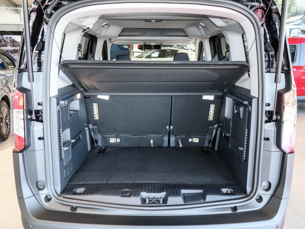 Ford Tourneo Courier - Van/Minibus - Schwarz - Neuwagen - Bild 11