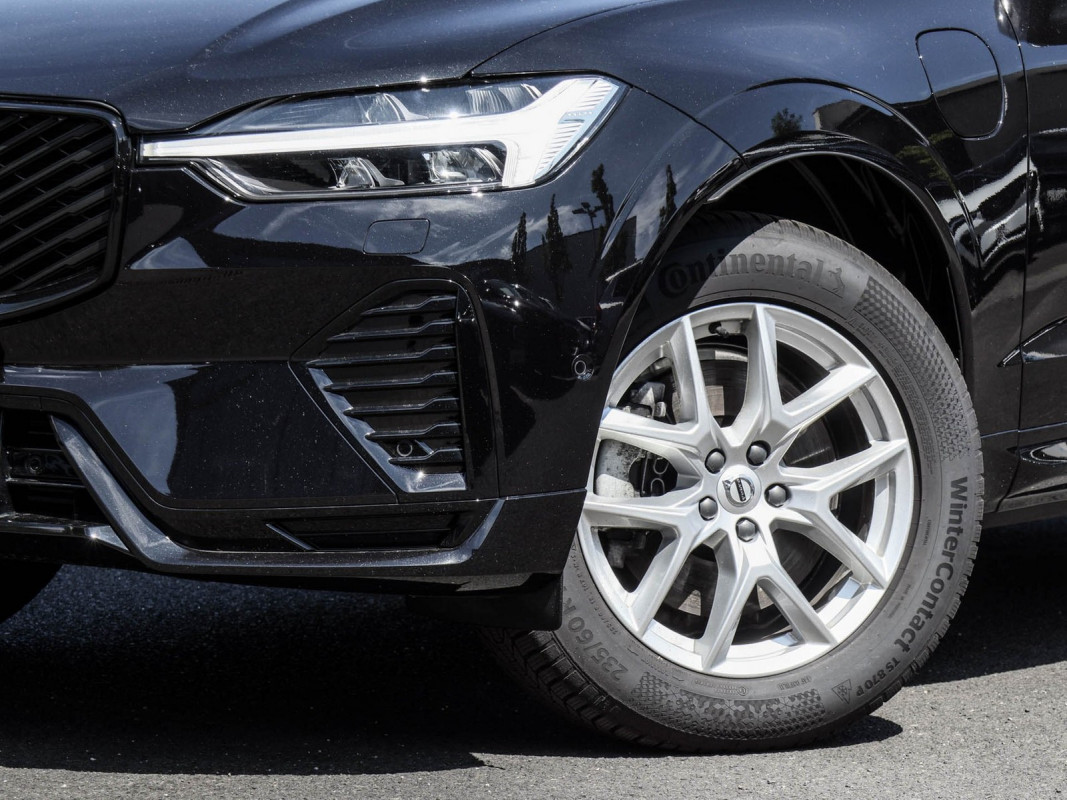 Volvo XC60 T8 AWD - SUV/Off-road - Schwarz - Gebrauchtwagen - Bild 6