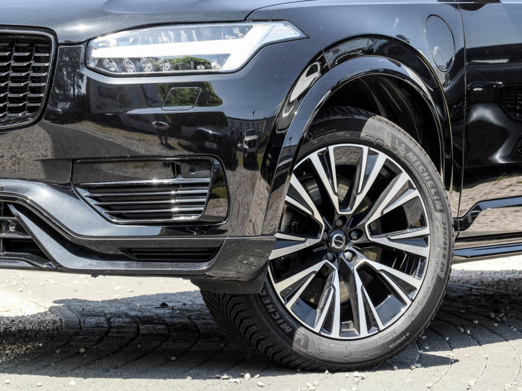 Volvo XC90 T8 AWD - SUV/Off-road - Schwarz - Gebrauchtwagen - Bild 6