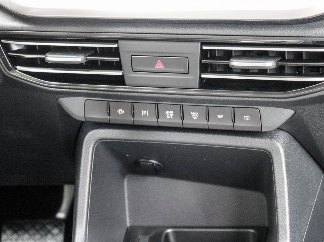 Ford Grand Tourneo Connect - Van/Minibus - Silber - Neuwagen - Bild 8