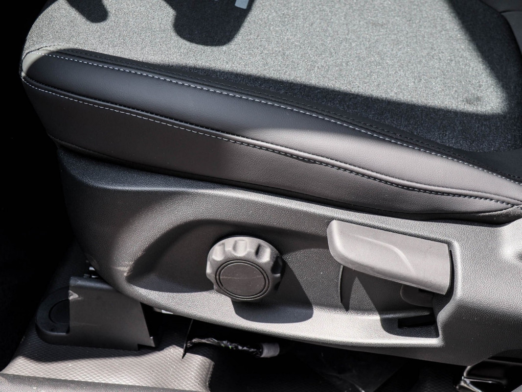 Ford Transit Courier Kastenwagen - Nutzfahrzeug - Schwarz - Neuwagen - Bild 13