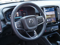 Volvo XC40 - SUV/Off-road - Blau - Gebrauchtwagen - Bild 9