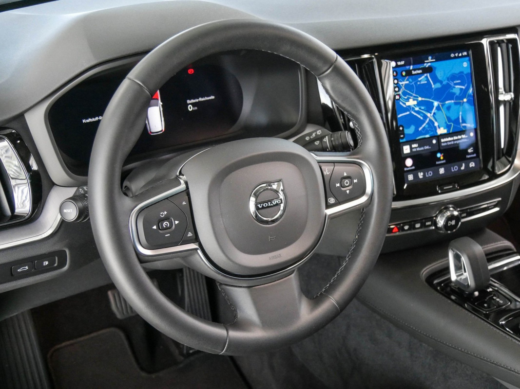 Volvo V60 T6 Recharge Plug-In Hybrid - Kombi - Grau - Gebrauchtwagen - Bild 9