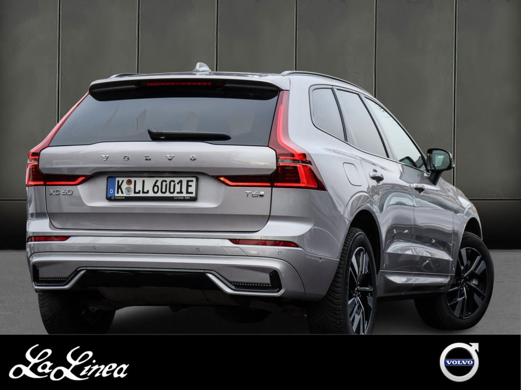 Volvo XC60 T6 Recharge AWD - SUV/Off-road - Silber - Gebrauchtwagen - Bild 2