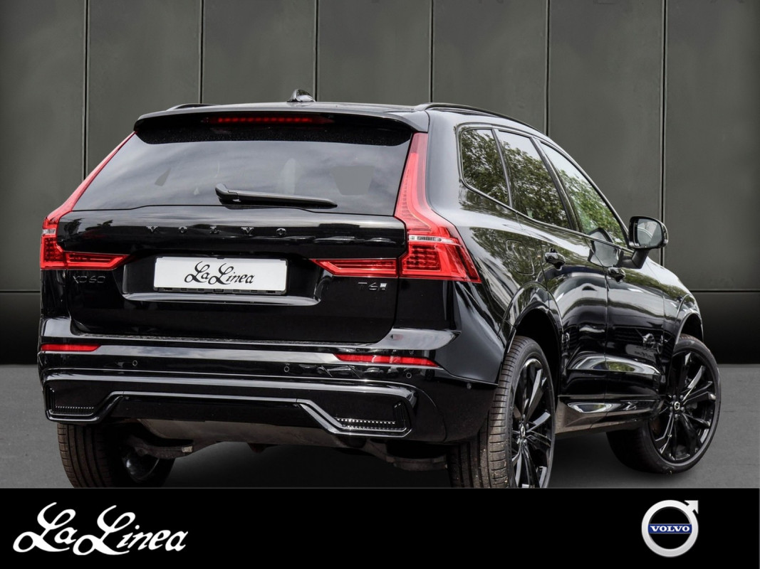 Volvo XC60 T6 AWD - SUV/Off-road - Schwarz - Gebrauchtwagen - Bild 2