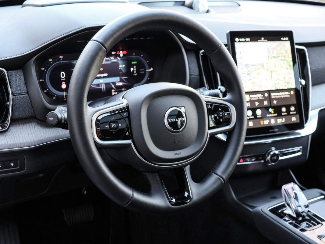 Volvo XC90 T8 Recharge AWD - SUV/Off-road - Silber - Gebrauchtwagen - Bild 9