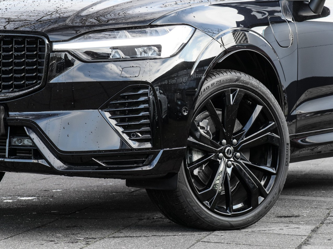 Volvo XC60 T6 Recharge AWD - SUV/Off-road - Schwarz - Gebrauchtwagen - Bild 5