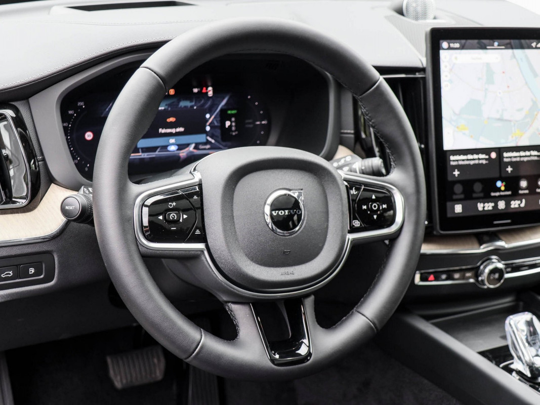 Volvo XC60 T8 AWD - SUV/Off-road - Silber - Gebrauchtwagen - Bild 9