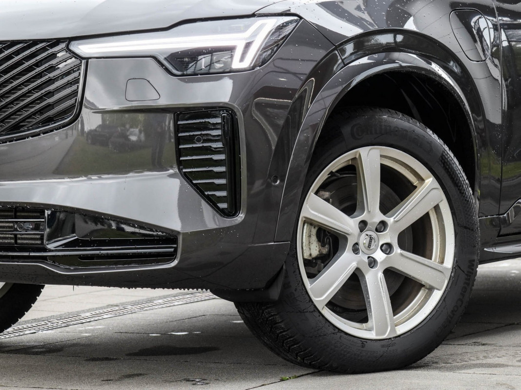 Volvo XC90 T8 AWD - SUV/Off-road - Grau - Gebrauchtwagen - Bild 5