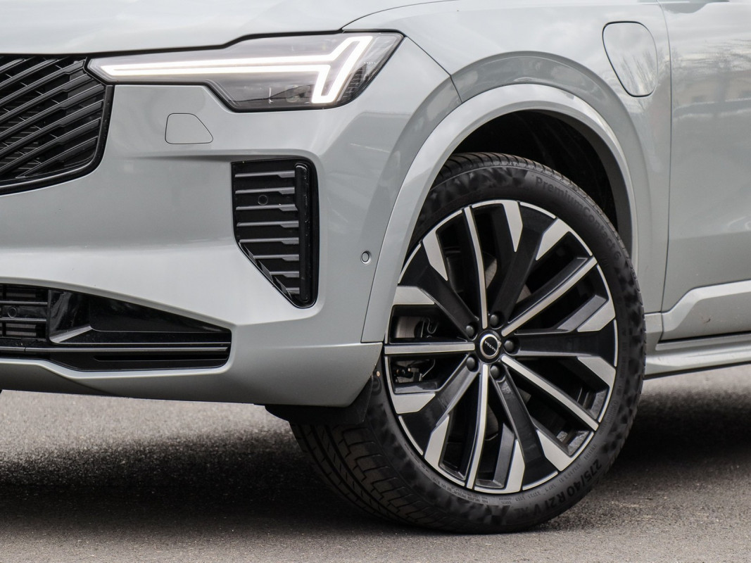 Volvo XC90 T8 AWD Recharge Reskin - SUV/Off-road - Grau - Gebrauchtwagen - Bild 5