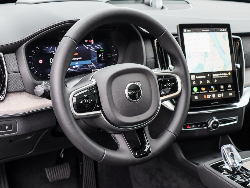 Volvo XC90 T8 AWD Recharge Reskin - SUV/Off-road - Grau - Gebrauchtwagen - Bild 9