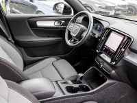 Volvo XC40 B4 Core - SUV/Off-road - Schwarz - Gebrauchtwagen - Bild 3