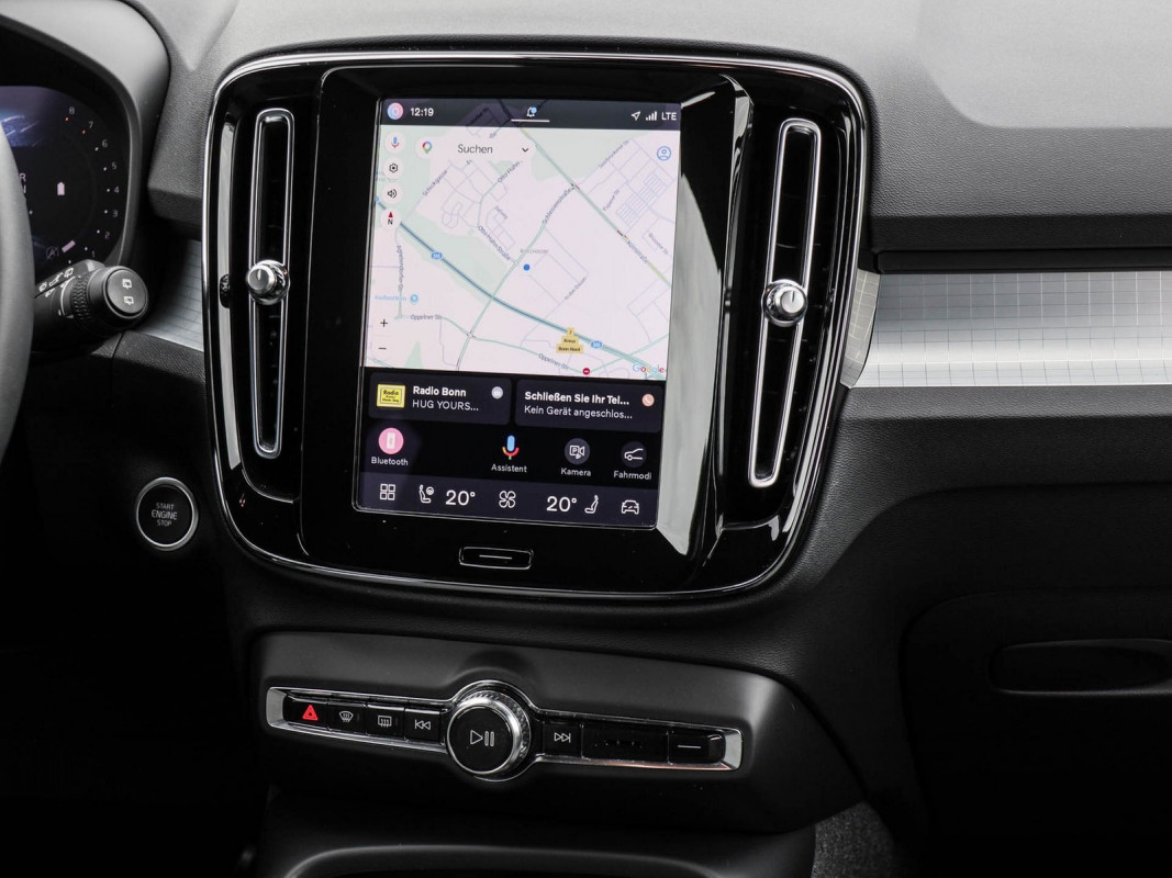 Volvo XC40 B4 Core - SUV/Off-road - Schwarz - Gebrauchtwagen - Bild 7