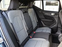 Volvo XC40 B3 Plus Black Edition - SUV/Off-road - Blau - Gebrauchtwagen - Bild 4