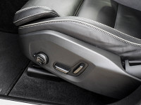 Volvo XC60 B5 Ultra Dark AWD - SUV/Off-road - Blau - Gebrauchtwagen - Bild 13