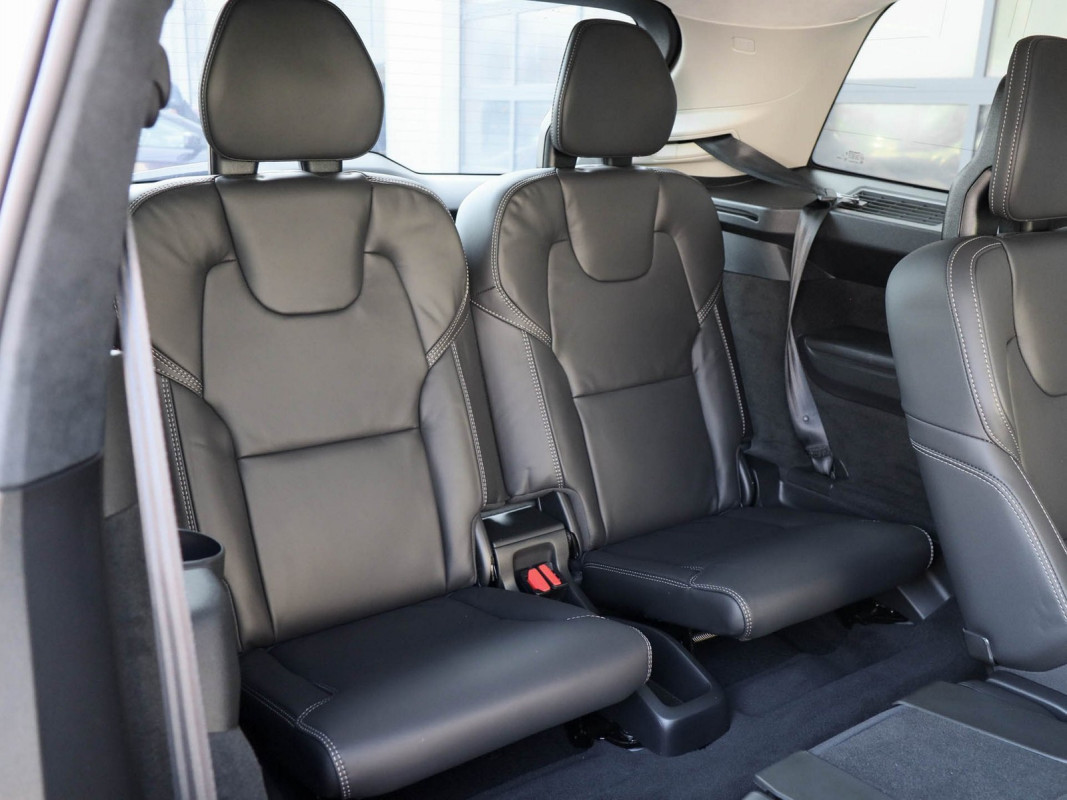 Volvo XC90 T8 Ultra Bright Recharge Plug-In Hybrid AWD - SUV/Off-road - Braun - Gebrauchtwagen - Bild 15