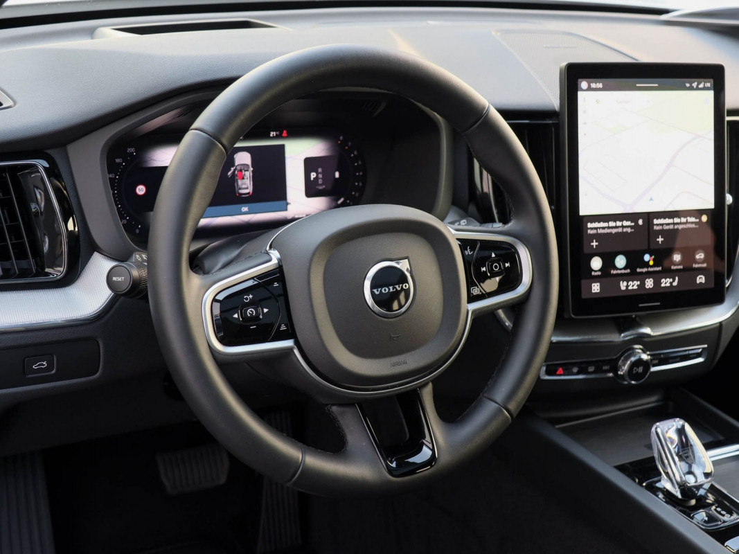 Volvo XC60 B5 Plus Black Edition AWD - SUV/Off-road - Weiss - Gebrauchtwagen - Bild 9