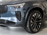 Volvo XC90 T8 AWD Reskin - SUV/Off-road - Blau - Gebrauchtwagen - Bild 5