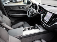 Volvo XC60 B5 Plus Dark AWD - SUV/Off-road - Grau - Gebrauchtwagen - Bild 3