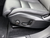 Volvo XC60 B5 Plus Dark AWD - SUV/Off-road - Grau - Gebrauchtwagen - Bild 13