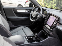 Volvo XC40 B3 - SUV/Off-road - Schwarz - Gebrauchtwagen - Bild 3