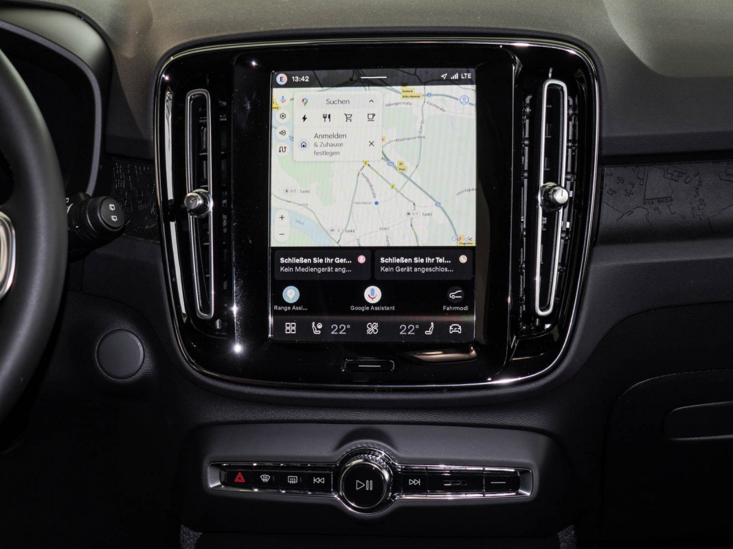 Volvo EX40 - SUV/Off-road - Grau - Gebrauchtwagen - Bild 7