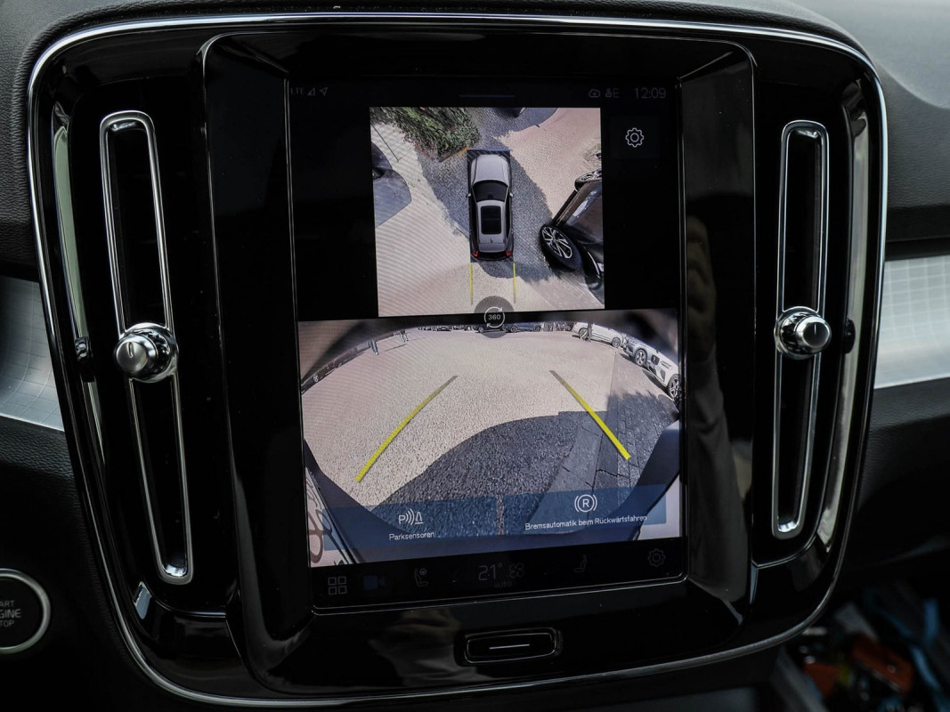 Volvo XC40 B3 - SUV/Off-road - Schwarz - Gebrauchtwagen - Bild 13
