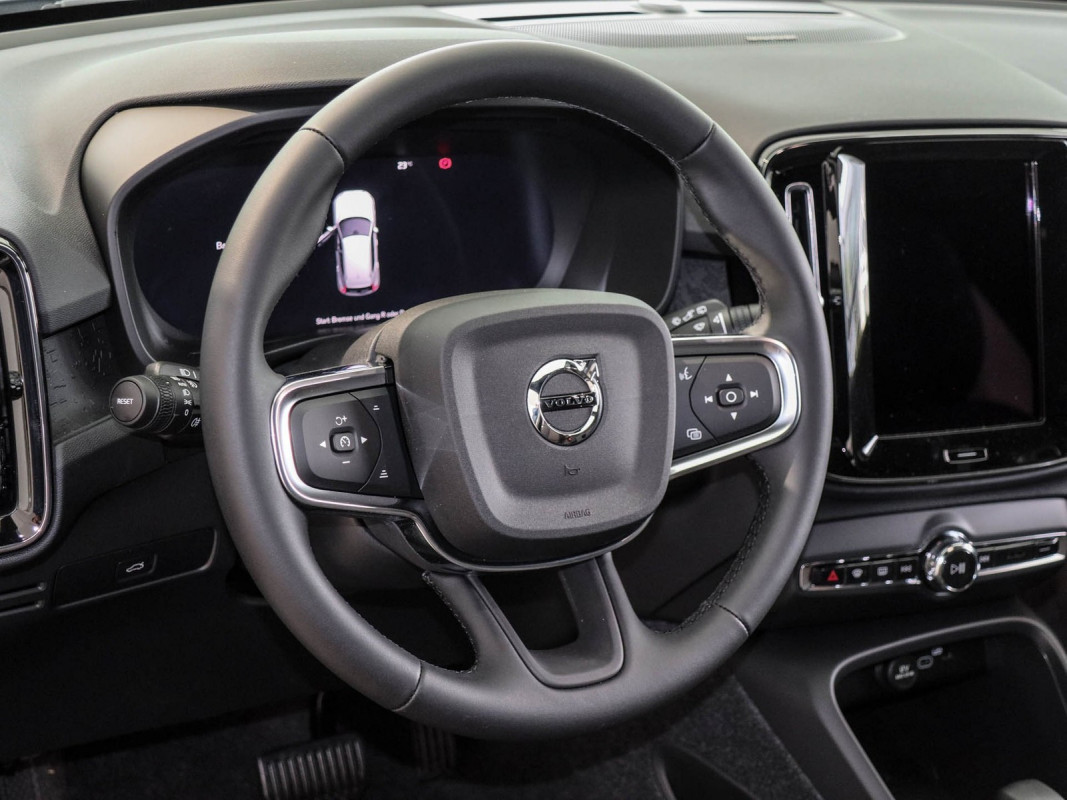 Volvo EX40 - SUV/Off-road - Grau - Gebrauchtwagen - Bild 9