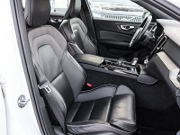 Volvo V60 T6 AWD - Kombi - Weiss - Gebrauchtwagen - Bild 6