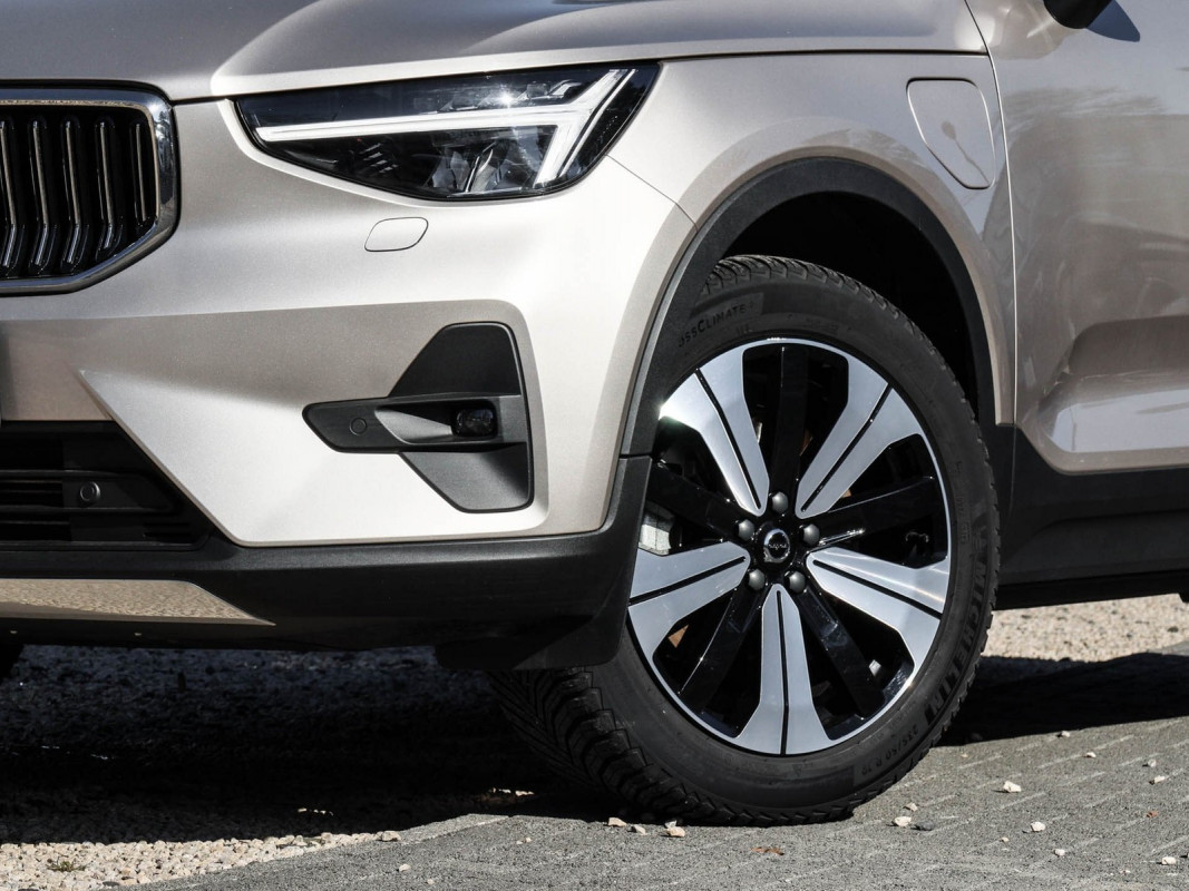 Volvo XC40 T4 - SUV/Off-road - Beige - Gebrauchtwagen - Bild 5