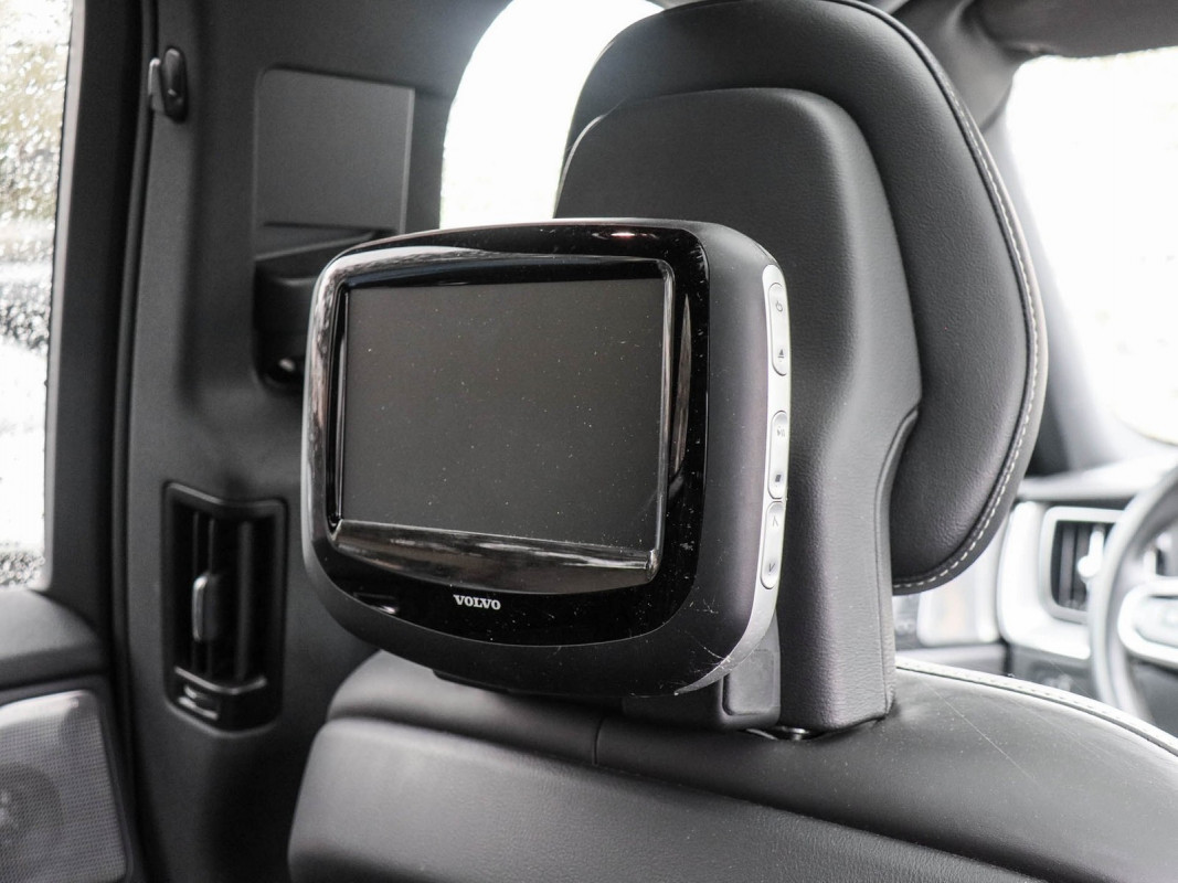 Volvo XC60 B4 Diesel - SUV/Off-road - Weiss - Gebrauchtwagen - Bild 15