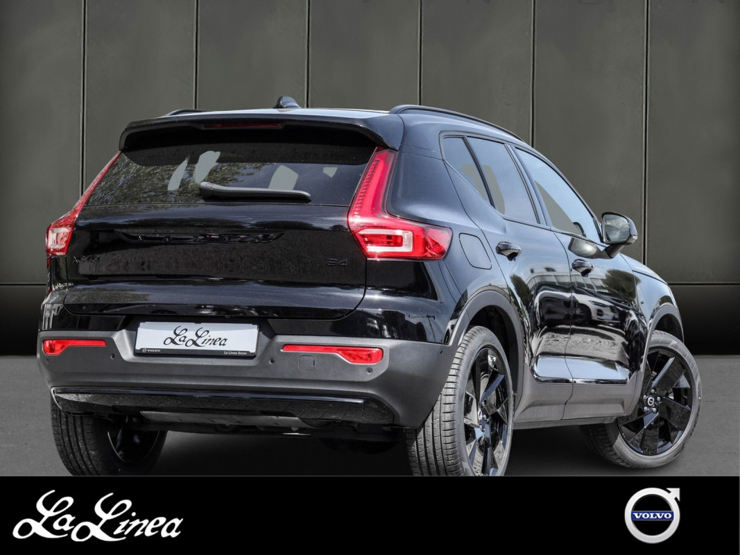 Volvo XC40 B4 - SUV/Off-road - Schwarz - Gebrauchtwagen - Bild 2