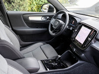 Volvo XC40 B4 - SUV/Off-road - Schwarz - Gebrauchtwagen - Bild 3