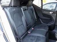 Volvo XC40 B4 - SUV/Off-road - Blau - Gebrauchtwagen - Bild 4