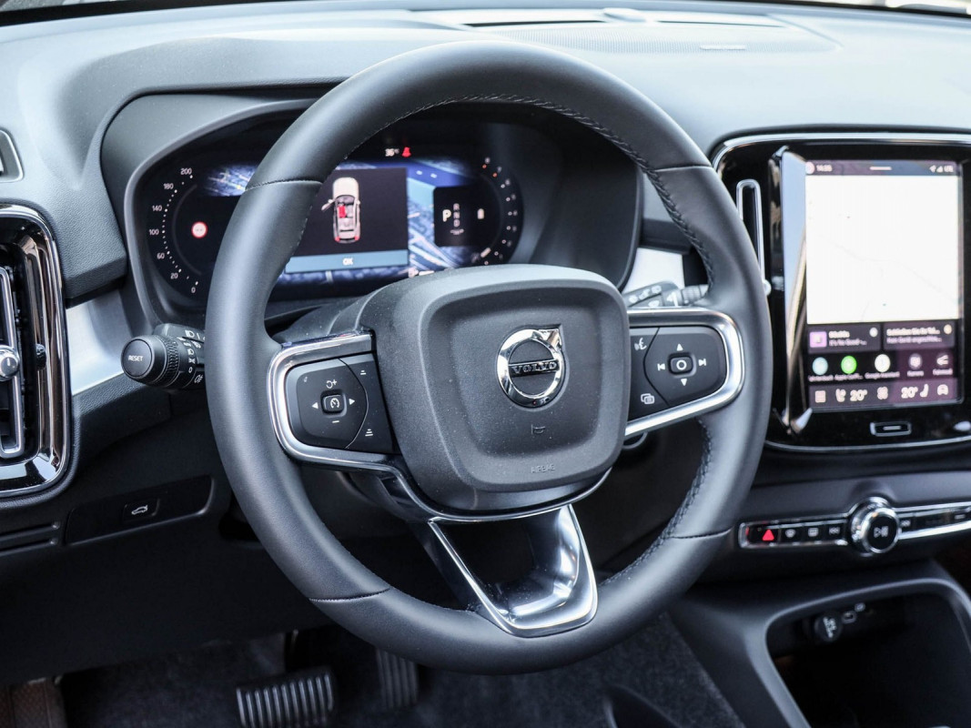 Volvo XC40 B4 - SUV/Off-road - Blau - Gebrauchtwagen - Bild 9