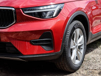 Volvo XC40 B3 - SUV/Off-road - Rot - Gebrauchtwagen - Bild 5