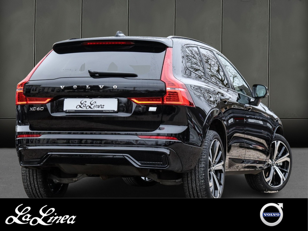 Volvo XC60 T8 AWD - SUV/Off-road - Schwarz - Gebrauchtwagen - Bild 2