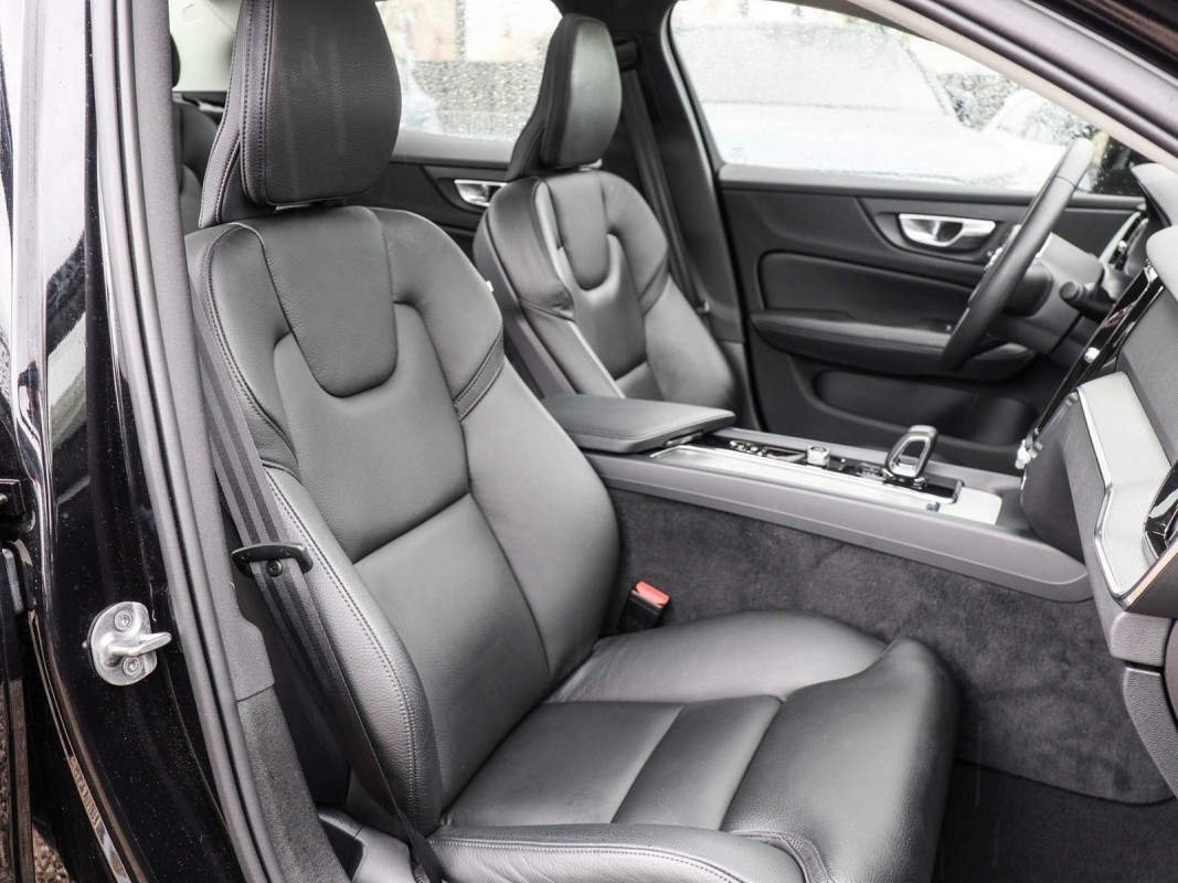 Volvo S60 B4 - Limousine - Schwarz - Gebrauchtwagen - Bild 6